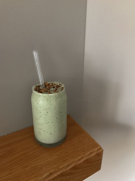 Introducing the Power of a Hormone-Balancing Organic Smoothie Recipe